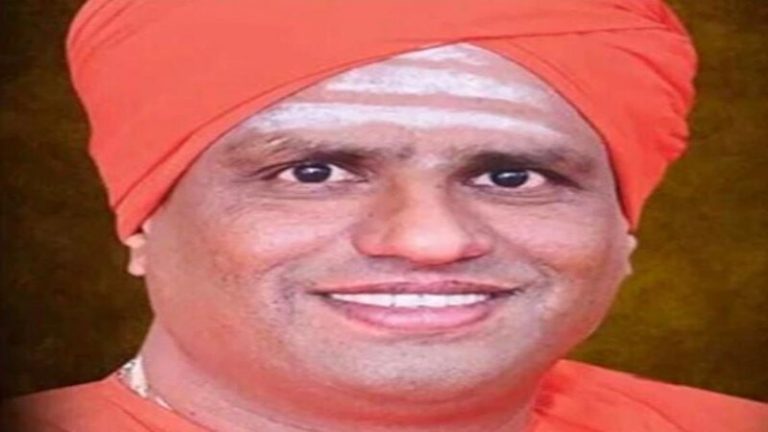 ‘मुझे परेशान किया जा रहा’: मठ में फाँसी से फंदे से लटकता मिला लिंगायत संत का शव, पिछले महीने भी मिला था एक लिंगायत पुजारी का शव