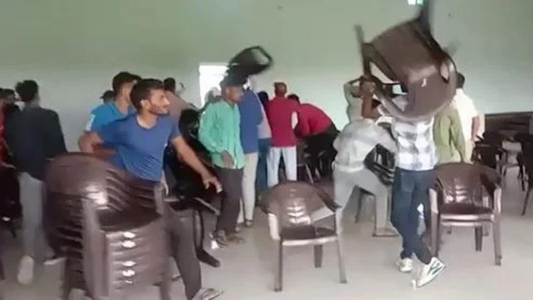 ‘तीन तलाक’ हटाने के 3 साल पूरे होने पर PM मोदी को ‘थैंक यू’ कहने पहुँची थी मुस्लिम महिलाएँ, राजस्थान में इस्लामी भीड़ ने कर दिया हमला: फेंकी कुर्सियाँ, हंगामा