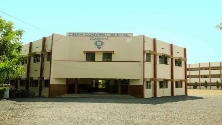 छात्राओं को क्लास में पोर्न वीडियो दिखाता था मिशनरी स्कूल का शिक्षक, गलत तरीके से छूता था, पढ़ाता था ‘लव यू’ और ‘किस यू’: धमकी भी देता था