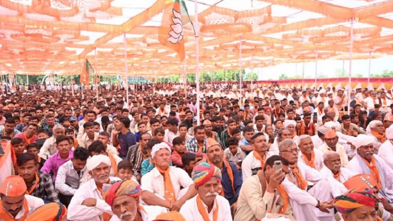 गुजरात में जमीन से गायब कॉन्ग्रेस, AAP की जमीन का पता नहीं: क्या मोदी के रहते जो नहीं हुआ, वह इस बार कर दिखाएगी BJP