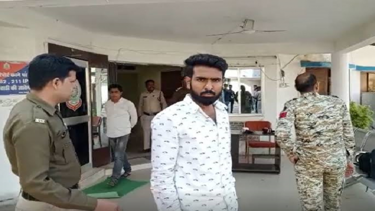 छात्रा से रेप में NSUI का नेता गिरफ्तार: रुहाब मेनन ने मदद के नाम पर पहले दोस्ती की, फिर जंगल ले जाकर की दरिंदगी