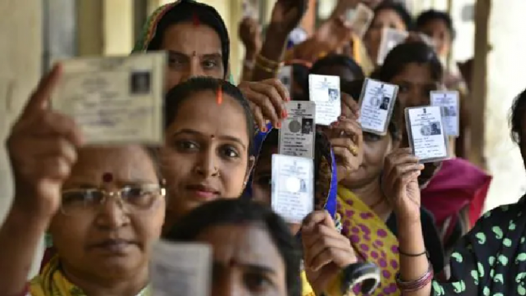दिल्ली में MCD चुनाव की तारीखों का ऐलान: 250 सीटों में से आधी महिलाओं के लिए आरक्षित, प्रत्याशी खर्च कर सकेंगे 8-8 लाख रुपए