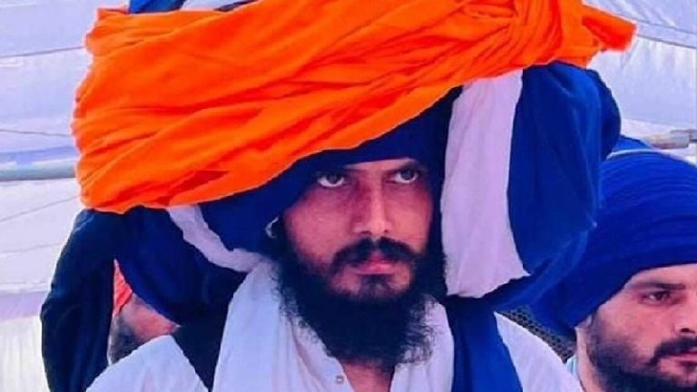 वही शैली, वही वेशभूषा… पंजाब में पैदा हो गया है दूसरा भिंडरावाले? तिरंगे का करता है अपमान, आज तक एक FIR नहीं: हथियार लहराने वाले सहयोगी पर दर्ज हुआ मामला