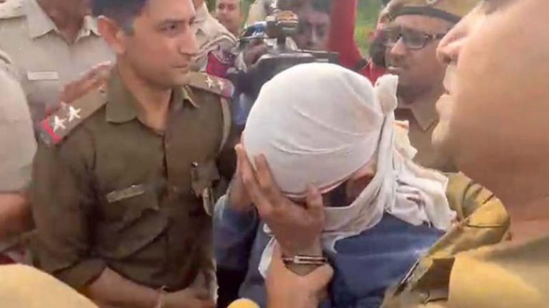 नार्को टेस्ट में रिलैक्स होकर जवाब देता रहा आफताब, जाँचकर्ता भी हैरान: 2 घंटों में बताया मोबाइल और श्रद्धा के कपड़े कहाँ फेंके