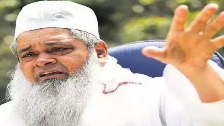 AIUDF प्रमुख बदरुद्दीन अजमल के खिलाफ थाने में शिकायत दर्ज, माफी माँगते हुए कहा- ठेस पहुँची, तो शब्द वापस लेता हूँ; पहले बोला था- ‘हिंदू 40 की उम्र तक रखते हैं कई बीवियाँ’
