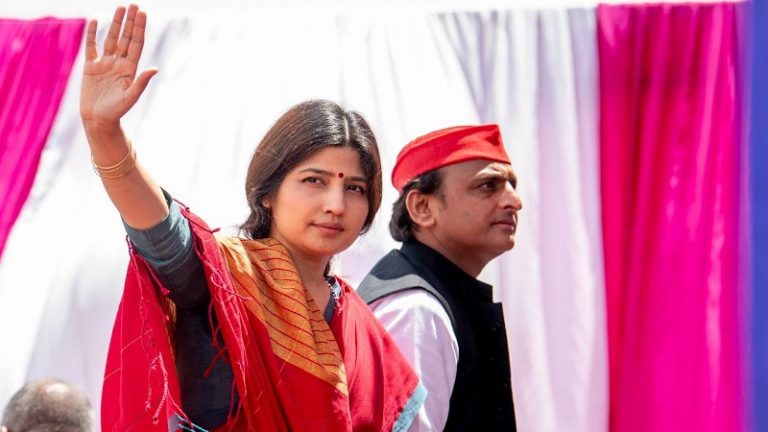 मैनपुरी में डिंपल यादव ‘सांत्वना वोट’ से निहाल, ससुर मुलायम के निधन से खाली हुई थी सीट: गुजरात में भी सपा की साइकिल को सवार मिला