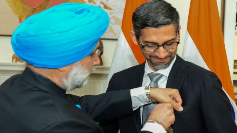 ‘भारत मेरे दिल में, इस देश ने ही मुझे तराशा’: अमेरिका में ‘पद्म भूषण’ से सम्मानित हुए Google के सीईओ सुन्दर पिचाई, ‘डिजिटल इंडिया’ के हुए कायल