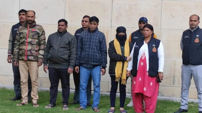 जाली वीसा गैंग का पर्दाफाश