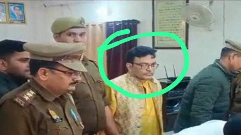 कानपुर में 5 बांग्लादेशी गिरफ्तार, सपा MLA ने दे रखा था ‘भारतीय’ होने का सर्टिफिकेट: छापेमारी में घर से मिले फर्जी दस्तावेज और लाखों रुपए