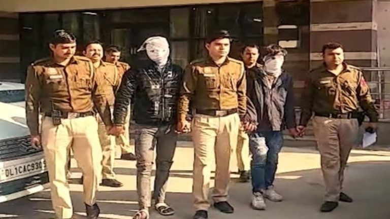 मुस्लिम बहू के भाइयों ने 55 साल की गीता शर्मा को घर आकर गोलियों से भूना, अस्पताल में मौत: दिल्ली पुलिस ने आमिर, नावेद समेत 4 को पकड़ा