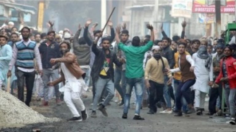 CAA दंगों में हिंसा करने वाले 86 उपद्रवी दोषी करार, भरना होगा ₹427000 का जुर्माना: UP में पहली सजा, फैसले को नहीं दे सकता कोई चुनौती