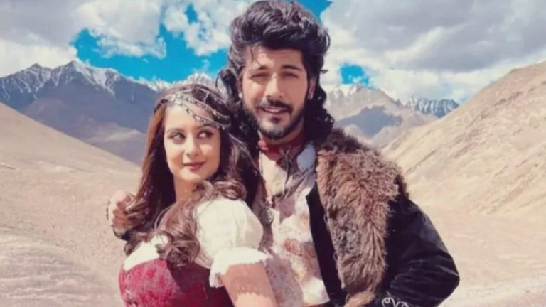 तुनिशा शर्मा की मौत को महाराष्ट्र के मंत्री ने बताया ‘लव जिहाद’: अंकल को परेशान हालत में किया था कॉल, कहा था- मेरे साथ गलत हुआ