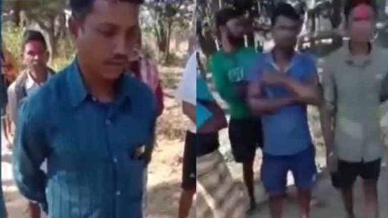 क्रिसमस के दिन छत्तीसगढ़ में 20 परिवारों ने की घर-वापसी, गंगाजल ग्रहण कर ली शपथ: जिन किताबों को पढ़ कर बन गए थे ईसाई, उन्हें पानी में बहाया