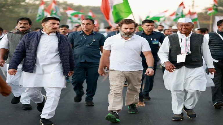 ‘राहुल गाँधी खुद तोड़ रहे थे सुरक्षा घेरा’ : कॉन्ग्रेस की शिकायतों की फिर खुली पोल, दिल्ली पुलिस ने गृह मंत्रालय को दी रिपोर्ट