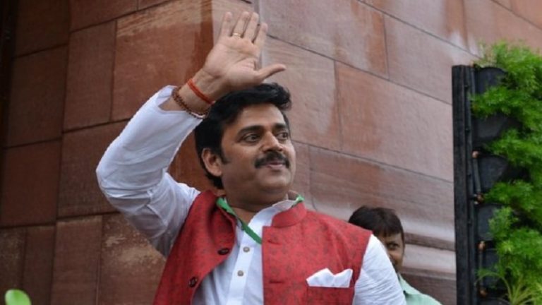 ‘मेरे 4 बच्चे नहीं होते अगर कॉन्ग्रेस बिल ले आती…’ : जनसंख्या नियंत्रण पर बोले रवि किशन, कहा- अब सॉरी फील करता हूँ