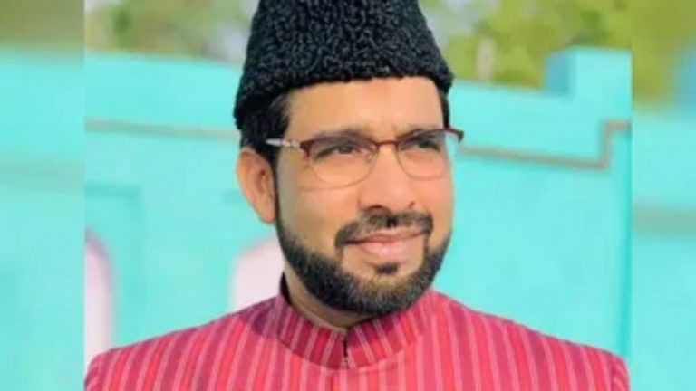 ‘हिंदू सड़कों पर काँवड़ निकाल सकते हैं, लेकिन मुस्लिम नमाज नहीं पढ़ सकते’: हिंदुओं की शादी की ‘रखैल’ से तुलना करने वाले AIMIM नेता शौकत अली ने फिर जहर उगला