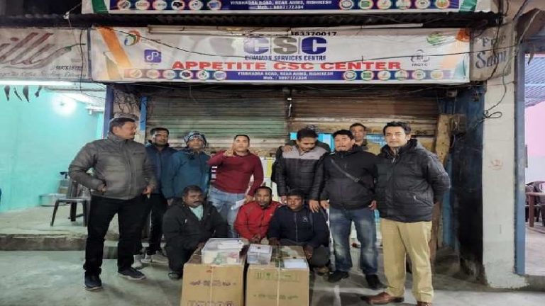 ₹10 हजार दो, भारतीय बनो: जन सेवा केंद्र पैसे लेकर विदेशियों को देता था उत्तराखंडी पहचान, STF रेड में आधार से लेकर आयुष्मान कार्ड तक मिले