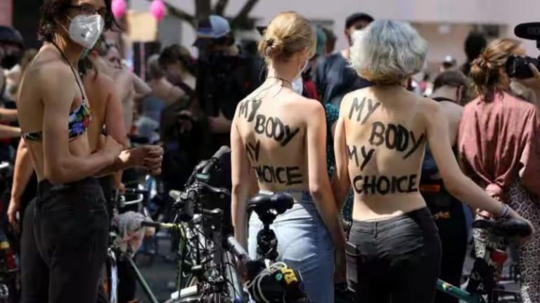 Free the Nipple… फेसबुक और इंस्टाग्राम पर न्यूड सेल्फी भी डाल सकेंगे कुछ लोग, दशकों पुराना प्रतिबंध हटाने जा रहा है मेटा