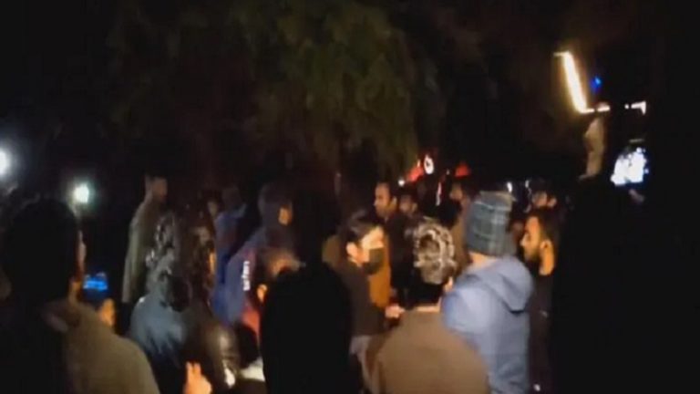 BBC की प्रोपेगेंडा डॉक्यूमेंट्री की स्क्रीनिंग को लेकर JNU में बवाल, वामपंथी छात्रों के पत्थरबाजी के दावे को ABVP ने नकारा