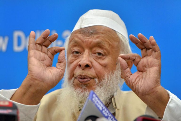 ‘लड़कों के साथ पढ़ती हैं, इसीलिए इस्लाम छोड़ रहीं मुस्लिम लड़कियाँ’: जमीयत ने जताया डर, बोले मौलाना मदनी – ये बड़ी साजिश, स्थिति हो जाएगी विस्फोटक