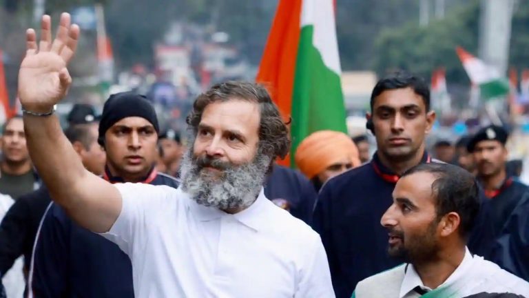 सुरक्षा में सेंधमारी का दावा कर राहुल गाँधी ने यात्रा रोकी, J&K पुलिस ने बताया- पूरी थी तैयारी, 1 किमी चलकर बिना बताए बंद कर दी