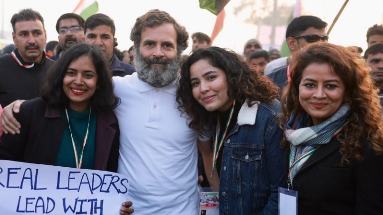 ‘ये देश पुजारियों का नहीं है’: राहुल गाँधी ने फिर किया हिन्दू धर्म का अपमान, महाभारत पर उलटा-पुलटा ज्ञान भी बाँचा