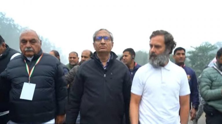 ‘इसे अडानी नहीं खरीद सके, क्योंकि ये पहले से ही इटली वालों को बिका हुआ है’: ‘भारत जोड़ो यात्रा’ में राहुल गाँधी के साथ रवीश, लोगों ने पूछा- ये न्यूट्रल हैं?