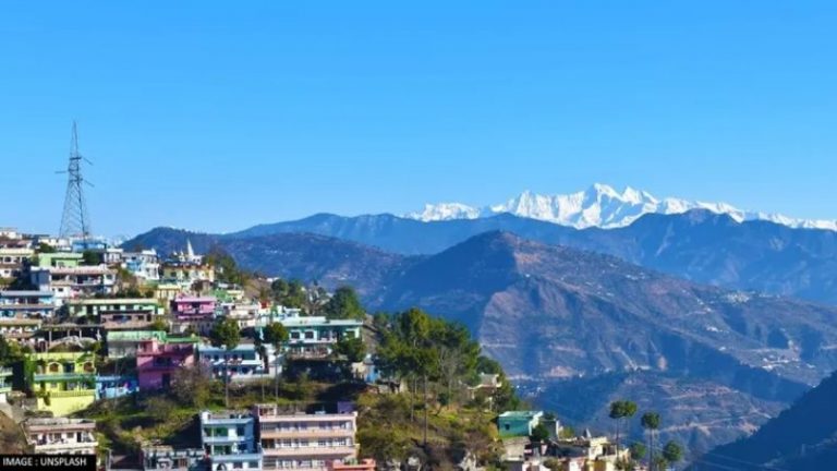 कर्णप्रयाग के घरों में भी जोशीमठ की तरह दरारें, उत्तरकाशी के एक गाँव में खेत-खलिहान भी धँस रहे: मोदी सरकार ने अध्ययन के लिए भेजा दल