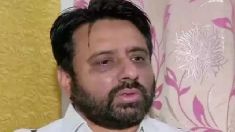 BC ही रहेगा AAP विधायक अमानतुल्लाह खान: हाईकोर्ट ने ‘बैड कैरेक्टर’ टैग हटाने से किया इनकार, कहा- दिल्ली पुलिस के DCP से मिलो