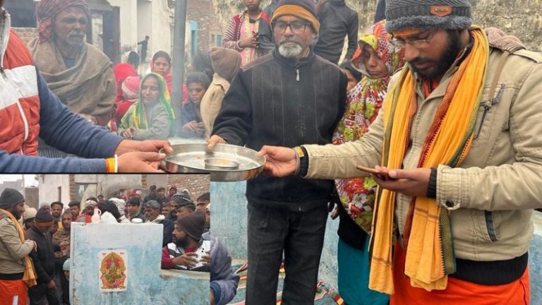 UP के एटा में 35 लोगों ने की घर वापसी: 1995 में बना दिए गए थे ईसाई, पथवारी माता मंदिर में हवन कर वापस बने हिंदू