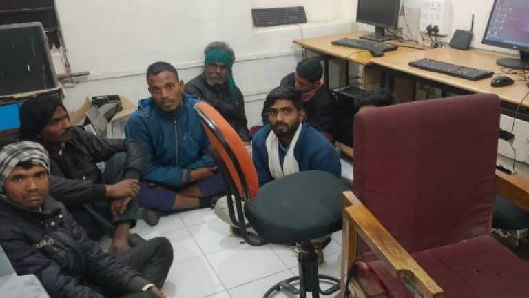 ‘शैतानों की मूर्तियाँ फेंक दो, पूजा-पाठ छोड़ दो’: MP के इस गाँव में 5 साल से चल रहा जनजातीय समाज के ईसाई धर्मांतरण का खेल, पादरी सहित 3 गिरफ्तार