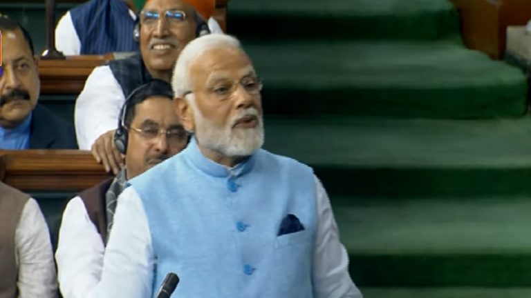 जो कहते थे कश्मीर में तिरंगा फहराने से माहौल बिगड़ जाएगा, आज वही लोग… PM मोदी ने बताया कैसे बदला J&K, आज शांत नॉर्थ-ईस्ट में हाइवे-रेलवे सब