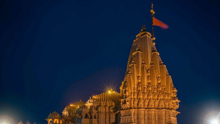 ‘महमूद ने नापाक कमीनों को मार डाला’… 50000+ हिन्दुओं का नरसंहार, स्त्रियों का जौहर: महाशिवरात्रि पर याद कीजिए सोमनाथ विध्वंस, हमें पढ़ाया – गजनी धन लूटने आया था