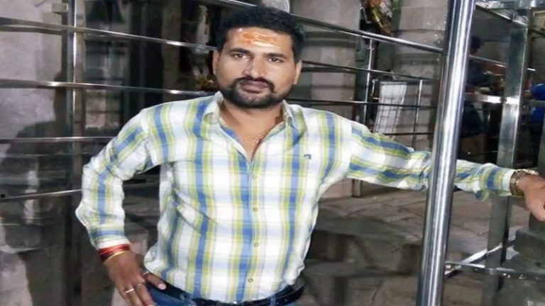 दुकान के बाहर बुलाया, फिर सिर में दाग दी गोली… उदयपुर में ‘बजरंग दल’ के नेता की हत्या, कन्हैया लाल का यही रेत डाला गया था गला