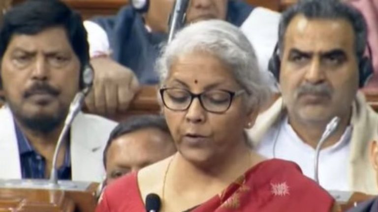 कितना कमाते हैं आप, कितना देना होगा टैक्स, कितनी होगी बचत: सिंपल तरीके से समझिए, क्योंकि ₹7 लाख में ही नहीं सिमटा है गणित