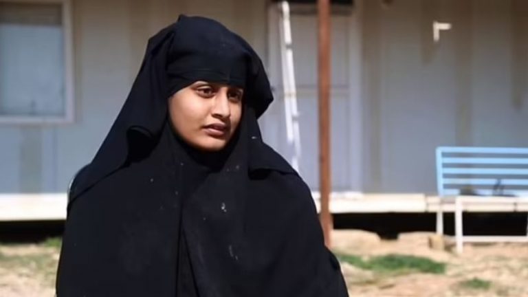 पहले PM मोदी को बदनाम किया, अब ISIS आतंकी बनने वाली महिला BBC के लिए बनी ‘महान काम करने वाली सेलेब्रिटी’: ब्रिटेन के लोग बोले – इस मीडिया संस्थान को नहीं देंगे पैसा