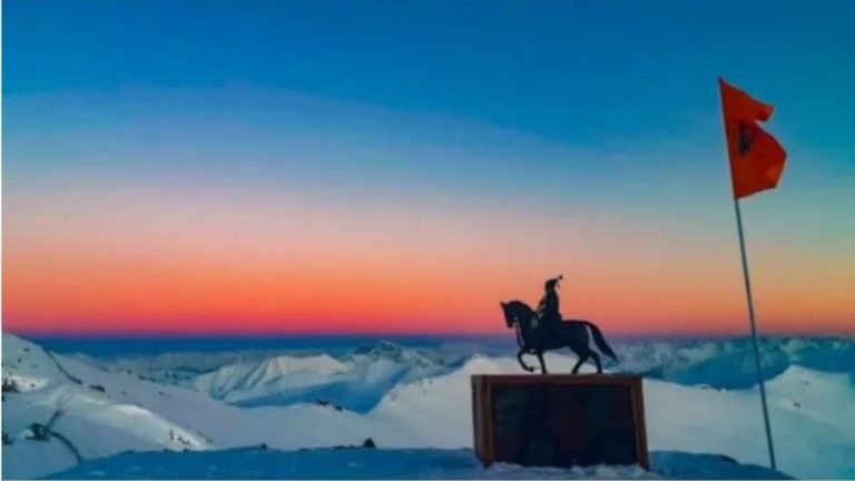 जम्मू कश्मीर में भारत-पाकिस्तान सीमा पर छत्रपति शिवाजी महाराज की प्रतिमा, महाराष्ट्र से LOC जाएगी उनके पदचिह्नों वाली मिट्टी: जवानों को मिलेगी प्रेरणा