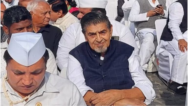 जिस पर हैं ‘सिख नरसंहार’ के इल्जाम, वो जगदीश टाइटलर कॉन्ग्रेस के प्रदर्शन में शामिल: BJP नेता बोले- हत्यारे के बिना नहीं चलता इनका काम