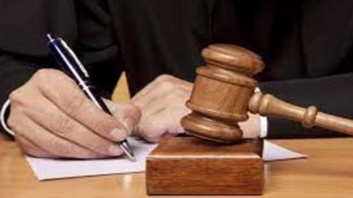 महाराष्ट्र मालेगाँव कोर्ट नमाज़ मस्जिद