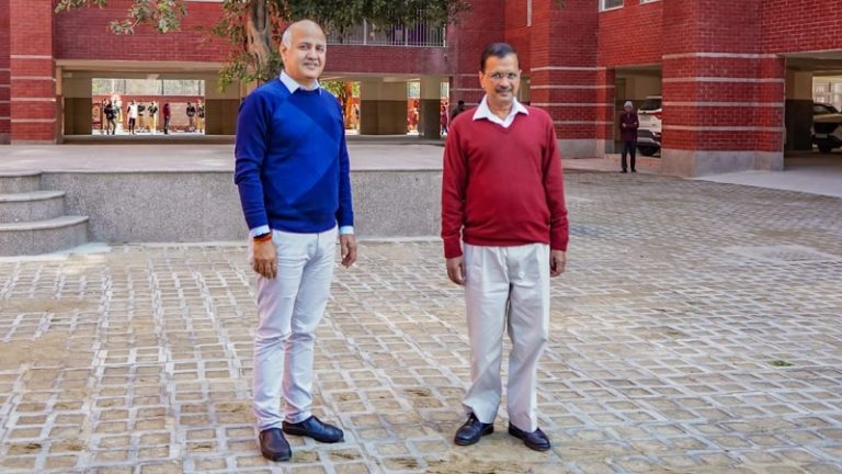 ‘खूँखार कैदियों के बीच रखा’: मनीष सिसोदिया पर AAP के ‘प्रोपेगेंडा’ को तिहाड़ ने किया फुस्स, केजरीवाल सरकार के ही अधीन है जेल