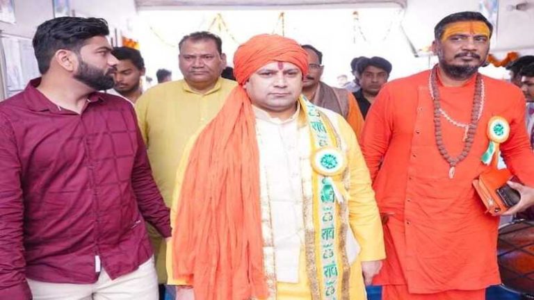 ‘मिल रही जान से मारने और मथुरा छोड़ने की धमकी’: ‘श्रीकृष्ण जन्मभूमि मुक्ति निर्माण ट्रस्ट’ के अध्यक्ष ने किया केस वापस लेने का एलान