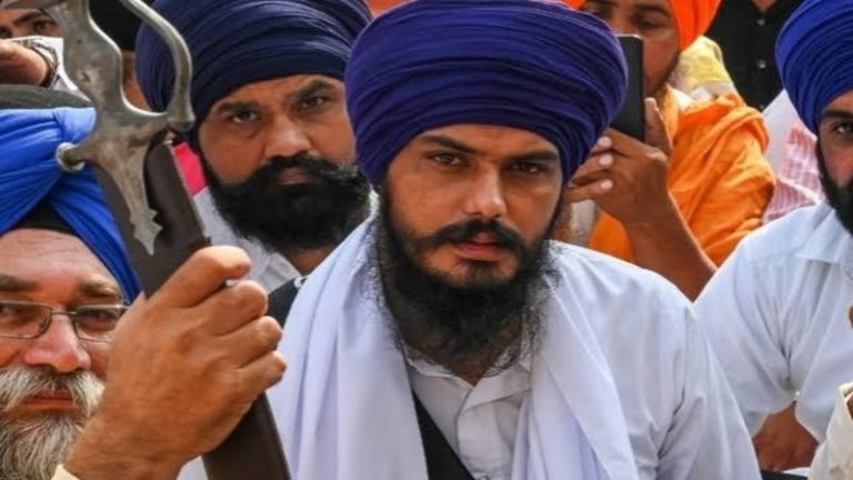 उत्तराखंड में अमृतपाल सिंह को लेकर अलर्ट, सोशल मीडिया पर उसके समर्थकों पर पुलिस की नज़र: 458 साथियों की लिस्ट NIA को सौंपी गई