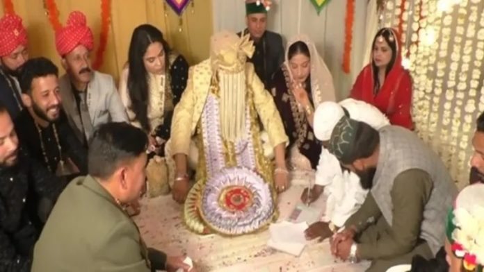 मंदिर निकाह विश्व हिंदू परिषद