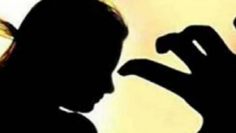 जापानी लड़की के साथ दिल्ली में खुलेआम बदसलूकी, सिर पर अंडा फोड़ा: पीड़िता की वायरल Video देख पुलिस ने लिया एक्शन, 3 हिरासत में
