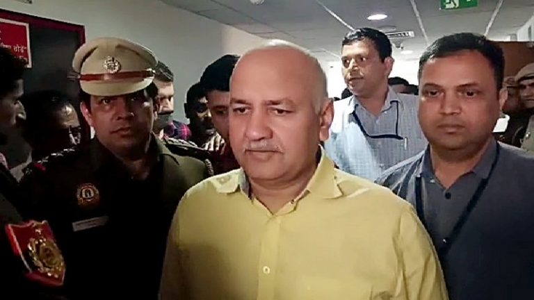जेल में ही मनेगी मनीष सिसोदिया की होली: अदालत ने 2 दिनों के लिए बढ़ाई पूर्व डिप्टी CM की रिमांड, CBI ने बताया – ‘खास दवा’ खोजने में ही बर्बाद हो गया एक दिन