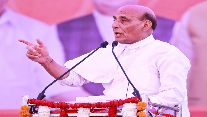 रक्षा मंत्री राजनाथ सिंह
