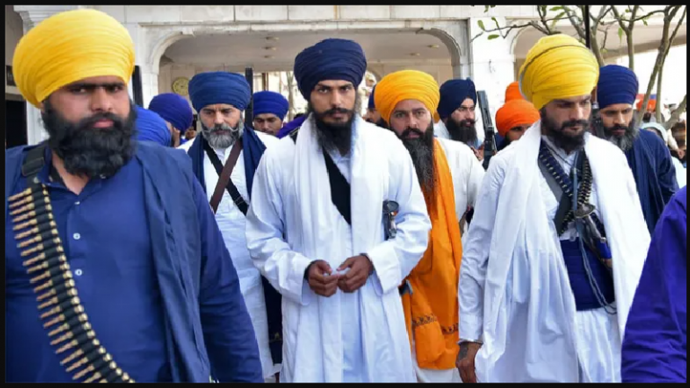 हिंसा भड़काने के लिए बॉट्स का इस्तेमाल कर रहे खालिस्तानी, सोशल मीडिया में फैलाए गए भारत विरोधी ट्रेंड्स, अंतरराष्ट्रीय रिसर्च में खुलासा – 20% ट्वीट्स पाकिस्तान से