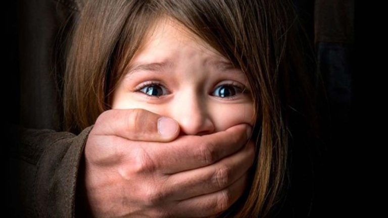 6 साल की बच्ची का रोज प्राइवेट पार्ट छूता था मोहम्मद अजहर, बच्चों को स्कूल लाने ले जाने का था कामः एक साल से कर रहा था यौन शोषण