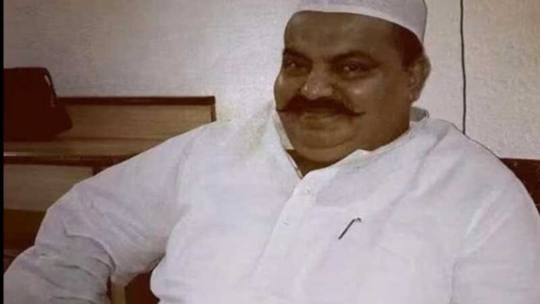 CM और PM की कुर्सी पर कब्ज़ा करने की धमकी, राजा भैया और पीएम मोदी की पत्नी पर टिप्पणी, दंगे की बातें… मंच से खुलेआम बदजुबानी करता था अतीक अहमद
