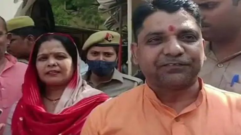 ज्ञानवापी मामले में पैरोकार जितेंद्र सिंह पर दिल्ली में हमला, दो लोगों ने पकड़कर बाँह में नीडल चुभोई: शरीर में दर्द, जलन और कंपन